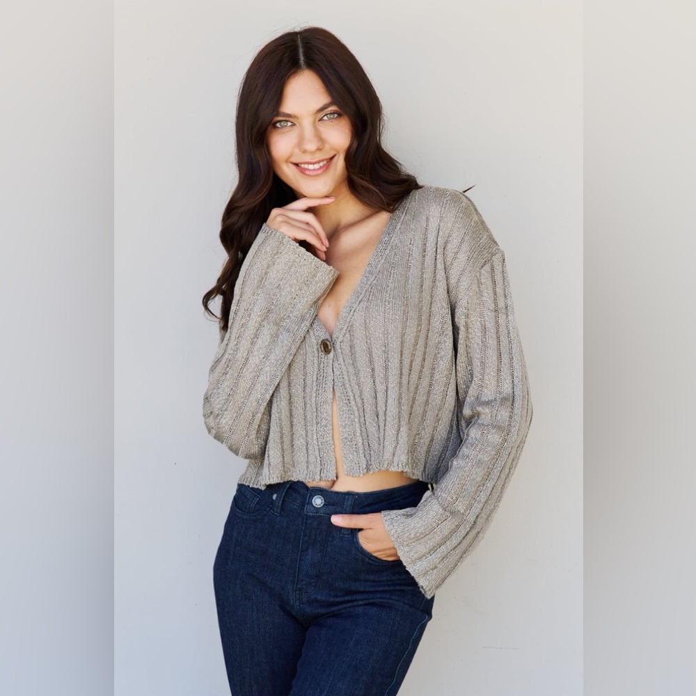 Flared Sleeve Button Cropped Cardigan - Picture 9 of 10